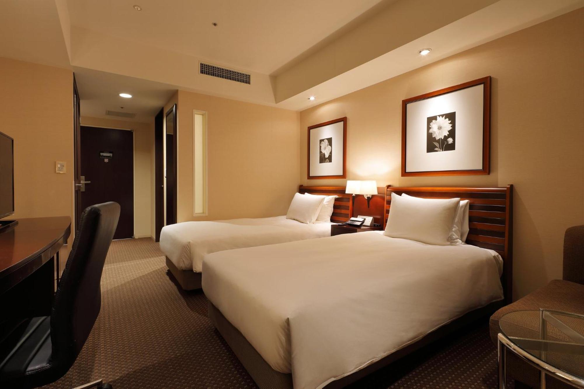 Ana Crowne Plaza Okayama By Ihg Hotell Eksteriør bilde